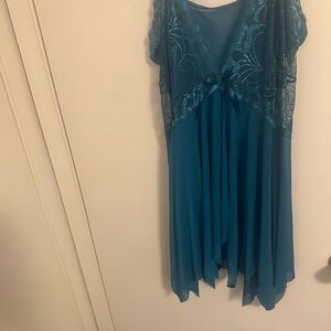 Elegant Teal Lace Dress